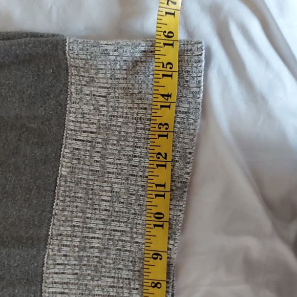 Guess Women's Sweater Shawl Collar Gray White Stripes Buckle Detail Retro Y2K M - Picture 7 of 11